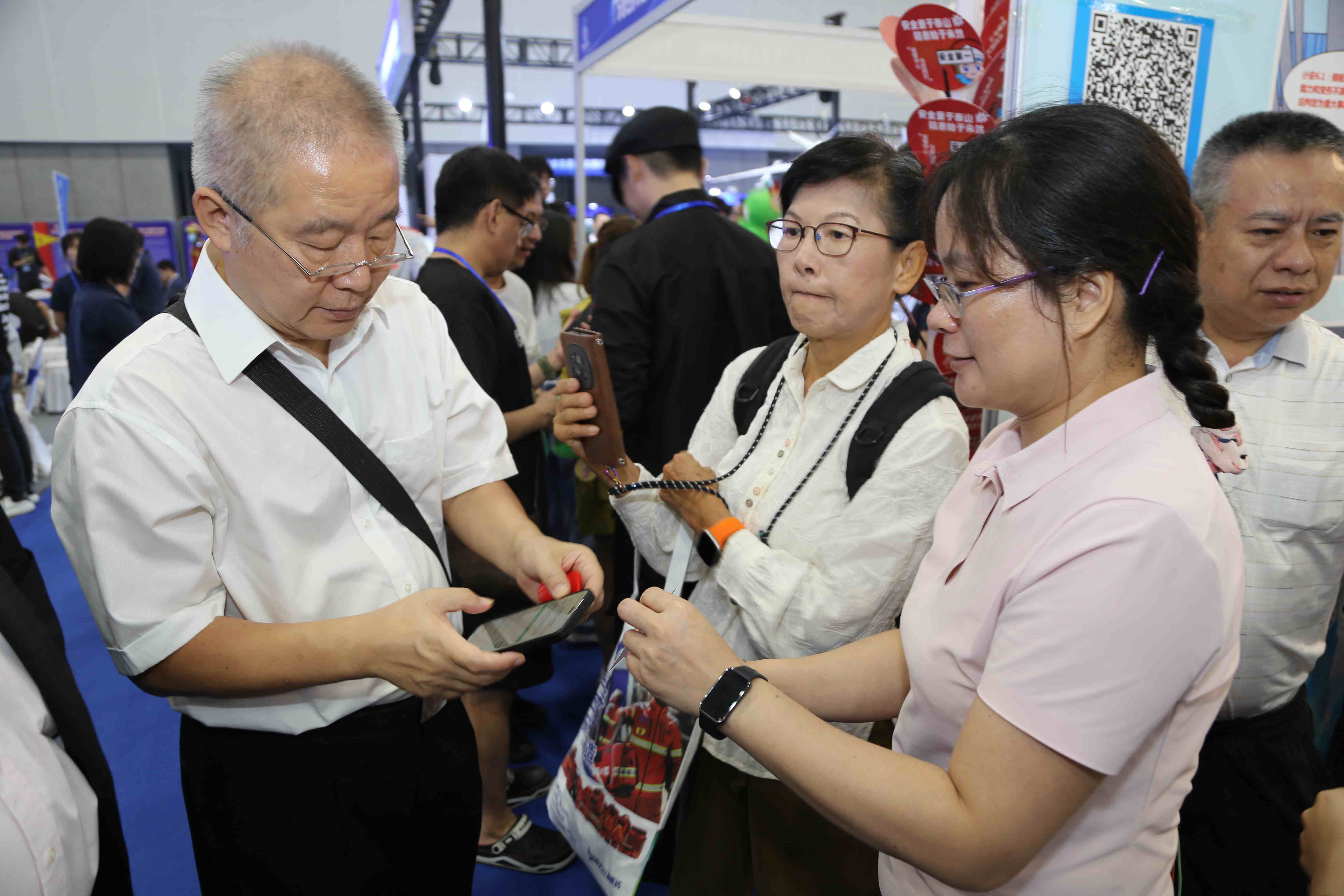 微信图片_20250616160809_550_副本.jpg 微信图片_20250616160809_550_副本.jpg